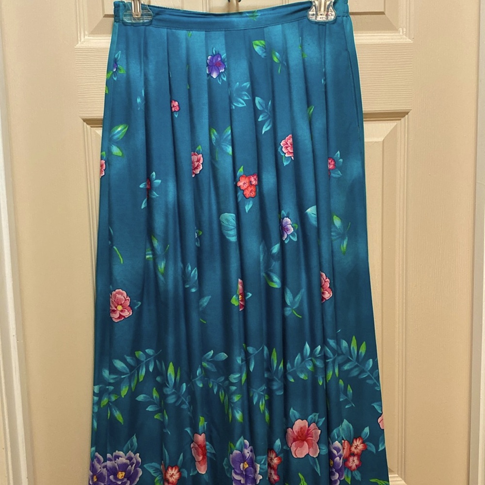 Bobbie Brook Ladies SZ 4/6 small.